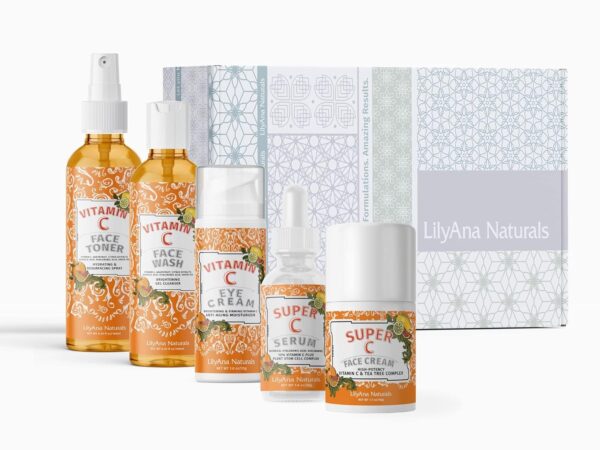 LilyAna Naturals Skin Care Set – Retinol Set with Face Wash, Eye Cream, Serum, and Retinol Cream – Skin Care Products